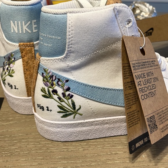 Never Worn! Women’s Blazer Mid ‘77 SE, Goat verified! - Picture 11 of 11